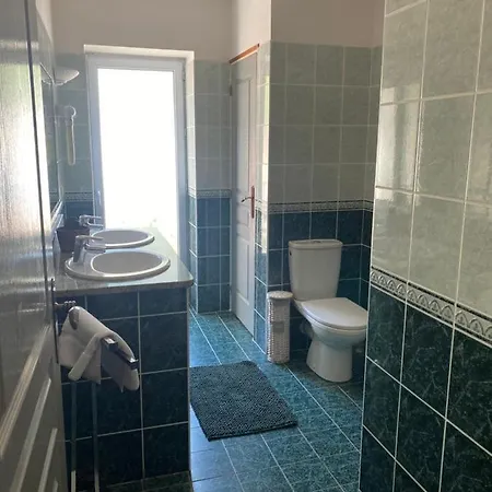 Chez Dume Bed & Breakfast 3*